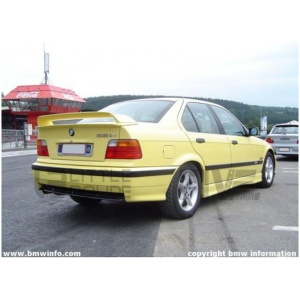 MINICHAMPS 1/18 - BMW 318 IS - Class II 1994