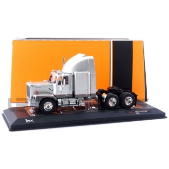 IXO 1/43 - GMC General SBFA Big Sleeper - 1988