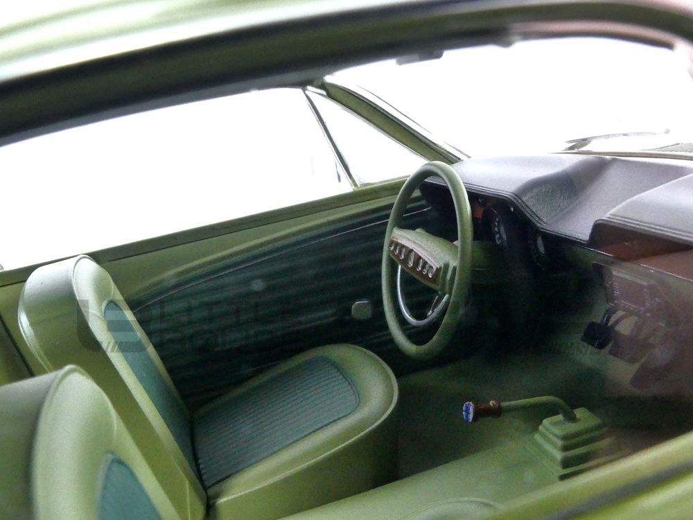 Ford MUSTANG Fastback 1968 Grün Wie Celle Des Folie Bullitt 1/43 Metall NOREV eB