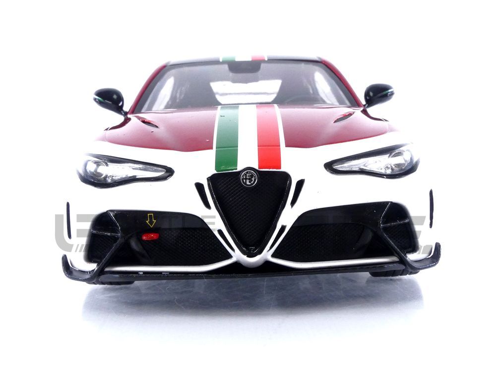 Alfa Romeo Giulia GTA-M 2022 Mugello 1969 1:18 Solido - 20 anos! Loja on-line de miniaturas