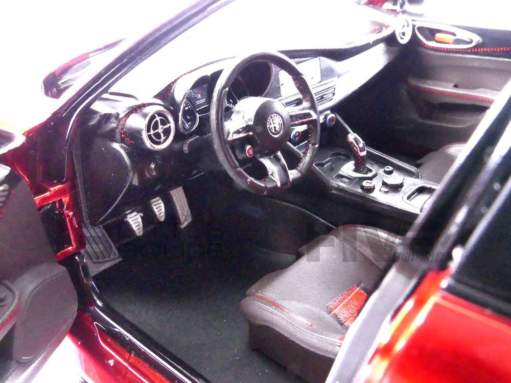 Modèle Voiture Alfa Romeo Giulia GTA M 1:18 Solido - Édition