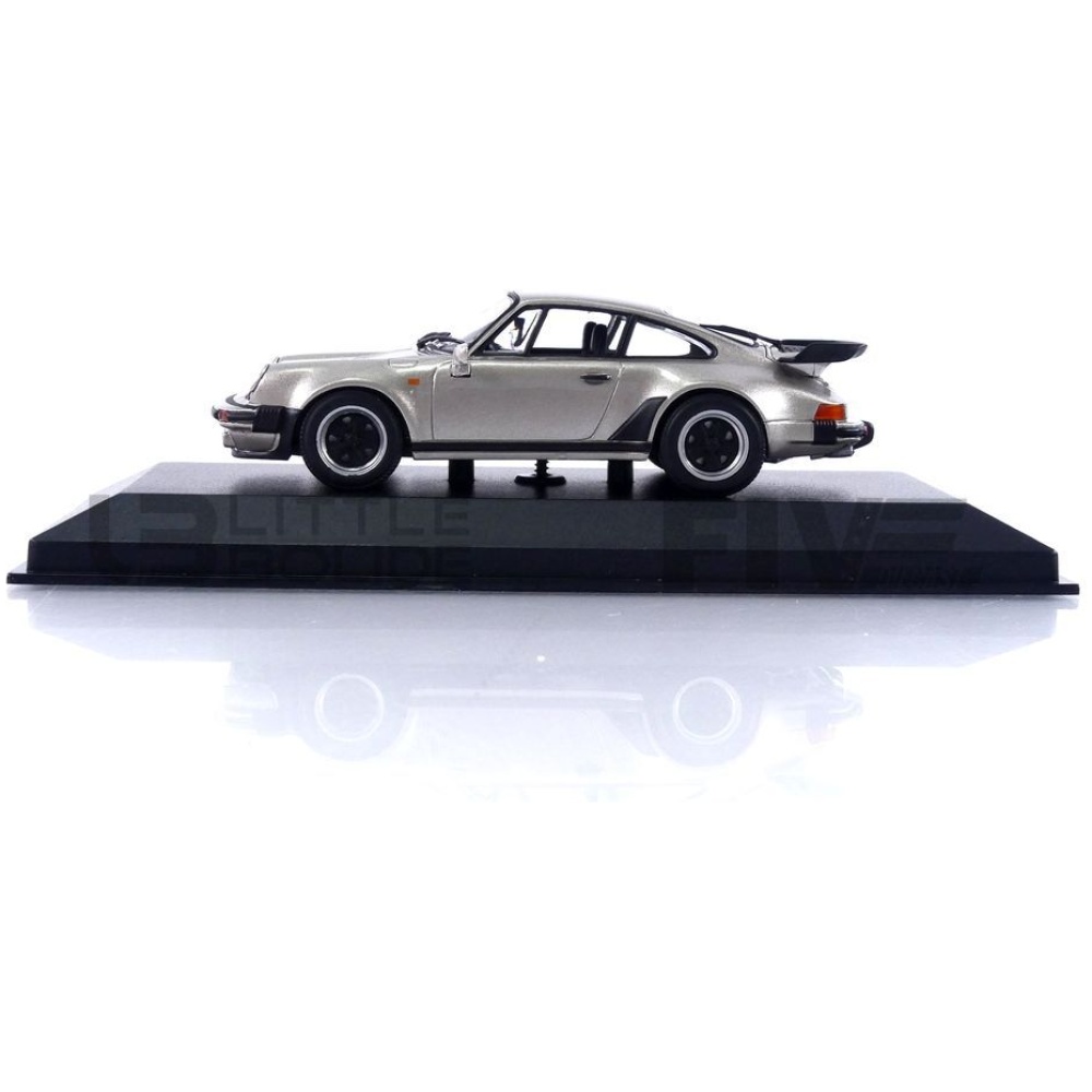 940069002 – MAXICHAMPS 1/43 - PORSCHE 911 Turbo 3.3 (930) - 1977