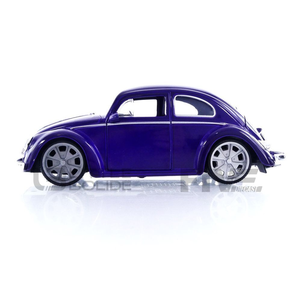 35131PUR – JADA TOYS 1/24 - VOLKSWAGEN Beetle with Wednesday