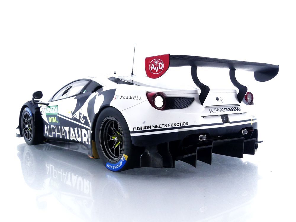 LS18RC021 – LOOKSMART 1/18 - FERRARI 488 EVO GT3 - DTM 2022