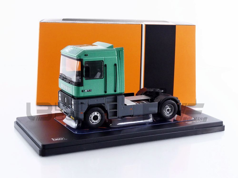 Ixo 1/43 Scale TR125.22 - 1994 Renault Magnum AE 520 Ti - Met Blue/Grey