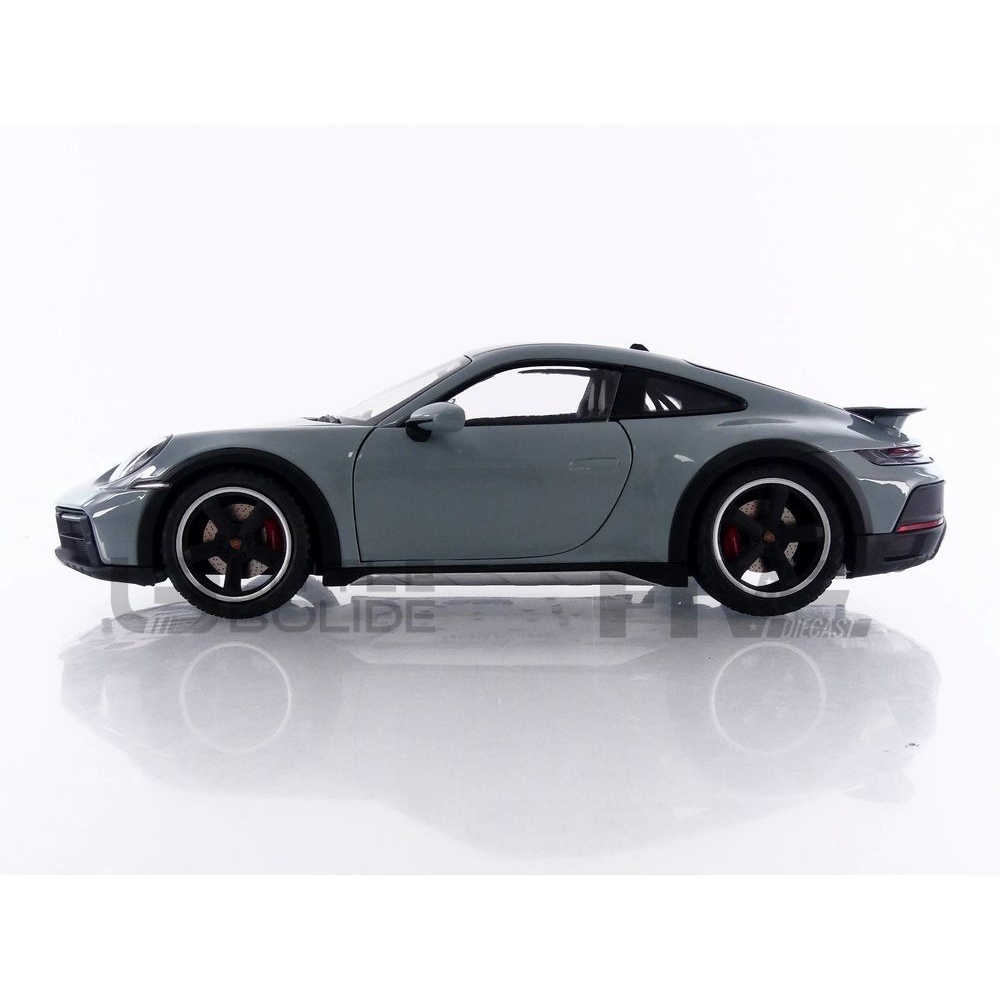 【ミニカー 美品】1/18 ミニチャンプス ポルシェ 911 ダカール 2022 110062071 年 MINICHAMPS 1/18 - ポルシェ 911 ダカール - 2022