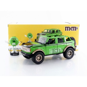 JADA TOYS 1/24 - FORD Bronco with M&M's Glossy Green Figure - 2021