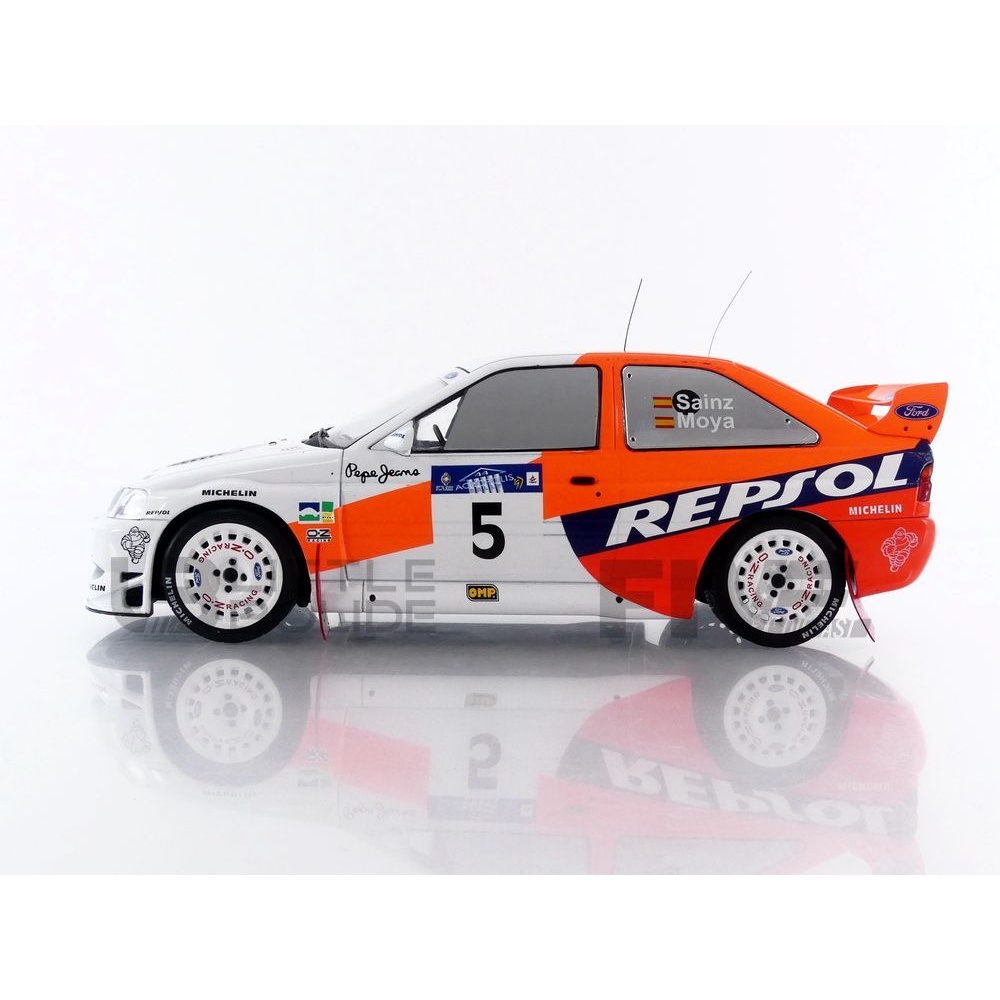 18RMC172A – IXO 1/18 - FORD Escort WRC - Ganador del Rally