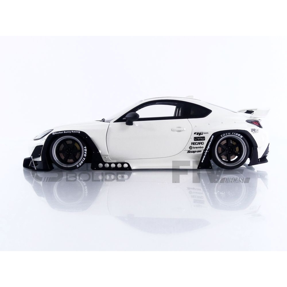 GT498 – GT SPIRIT 1/18 - TOYOTA GR86 Pandem - 2023 - Little Bolide