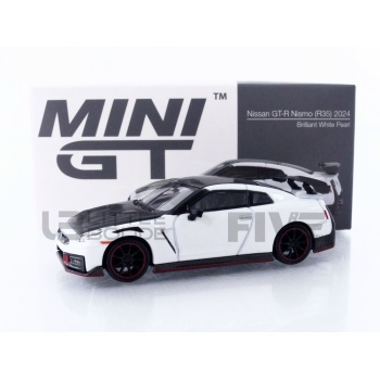 MINI GT 1/64 - NISSAN GT-R (R35) Nismo - 2024