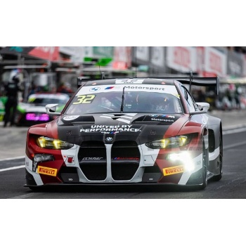 SPARK 1/18 - BMW M4 GT3 Evo - Winner 1000km Suzuka 2025
