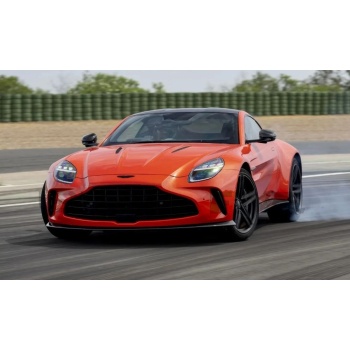 SPARK 1/18 - ASTON MARTIN Vantage - 2025