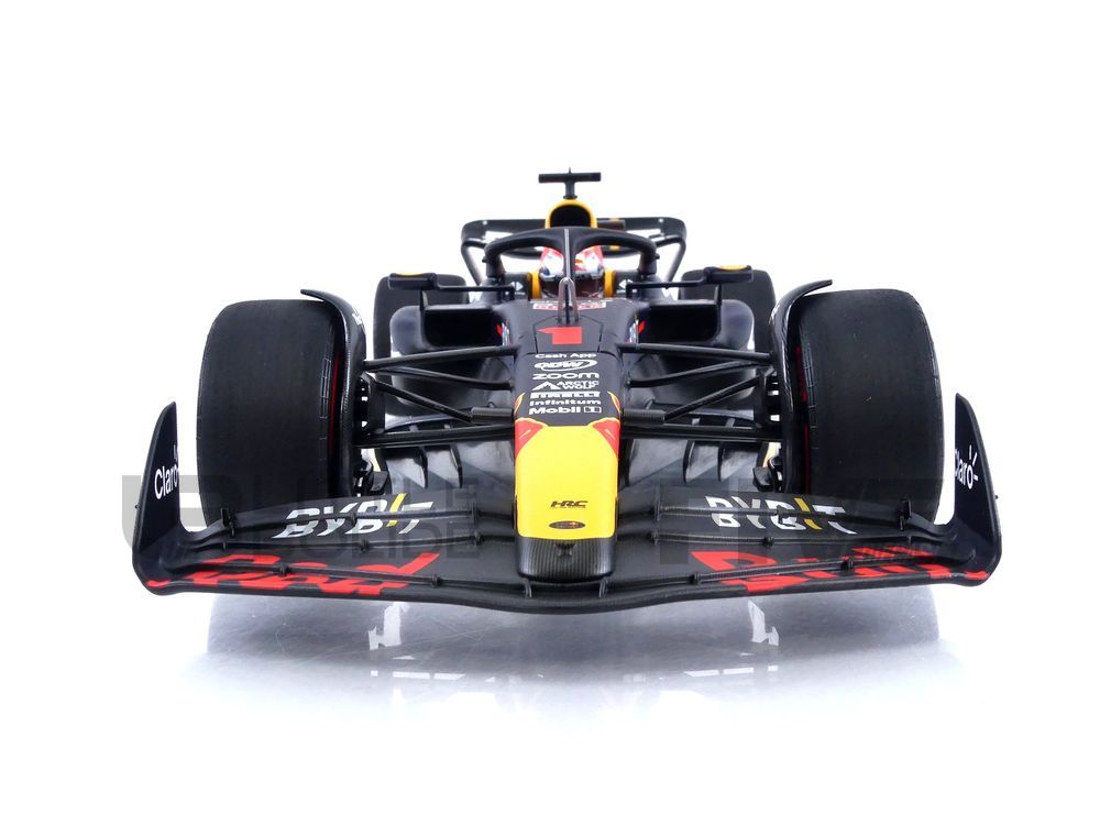110230101 年 MINICHAMPS 1/18 - レッドブル RB19 バーレーンGP 2023