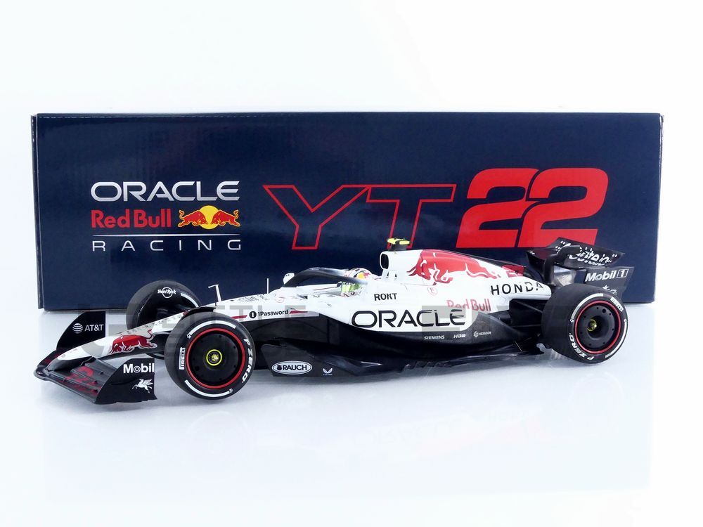 ✨新品✨ミニチャンプス 1/18 レッドブル RB7 S.ベッテル 2011 ミニチャンプス 1/18 レッドブル RB7 S.ベッテル 2011 F1