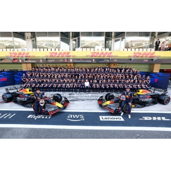 SPARK 1/64 - RED BULL Set RB21 x2 - Abu Dhabi GP 2025 (M. Verstappen - Y. Tsunoda)