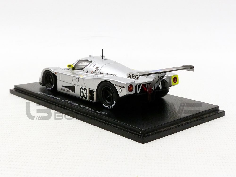 43LM89 – SPARK 1/43 - SAUBER-MERCEDES C9 - Winner 24h Le Mans 1989