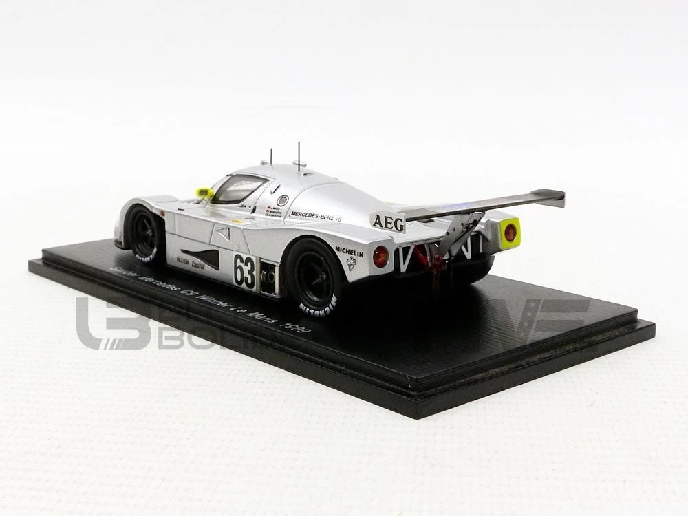 43LM89 – SPARK 1/43 - SAUBER-MERCEDES C9 - Winner 24h Le Mans 1989