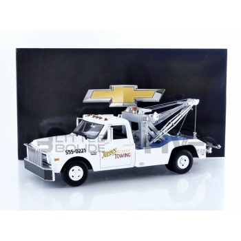 GREENLIGHT COLLECTIBLES 1/18 - CHEVROLET C-30 Dually Wrecker - 1969