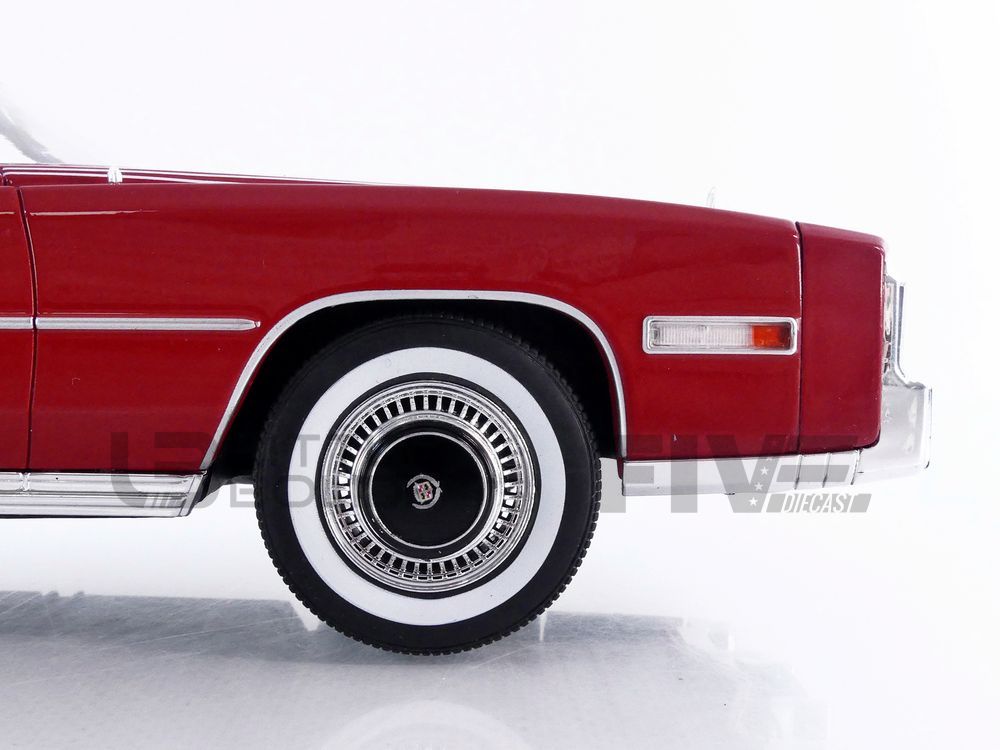 18471R – MCG 1/18 - CADILLAC Eldorado Convertible - 1976 - Little