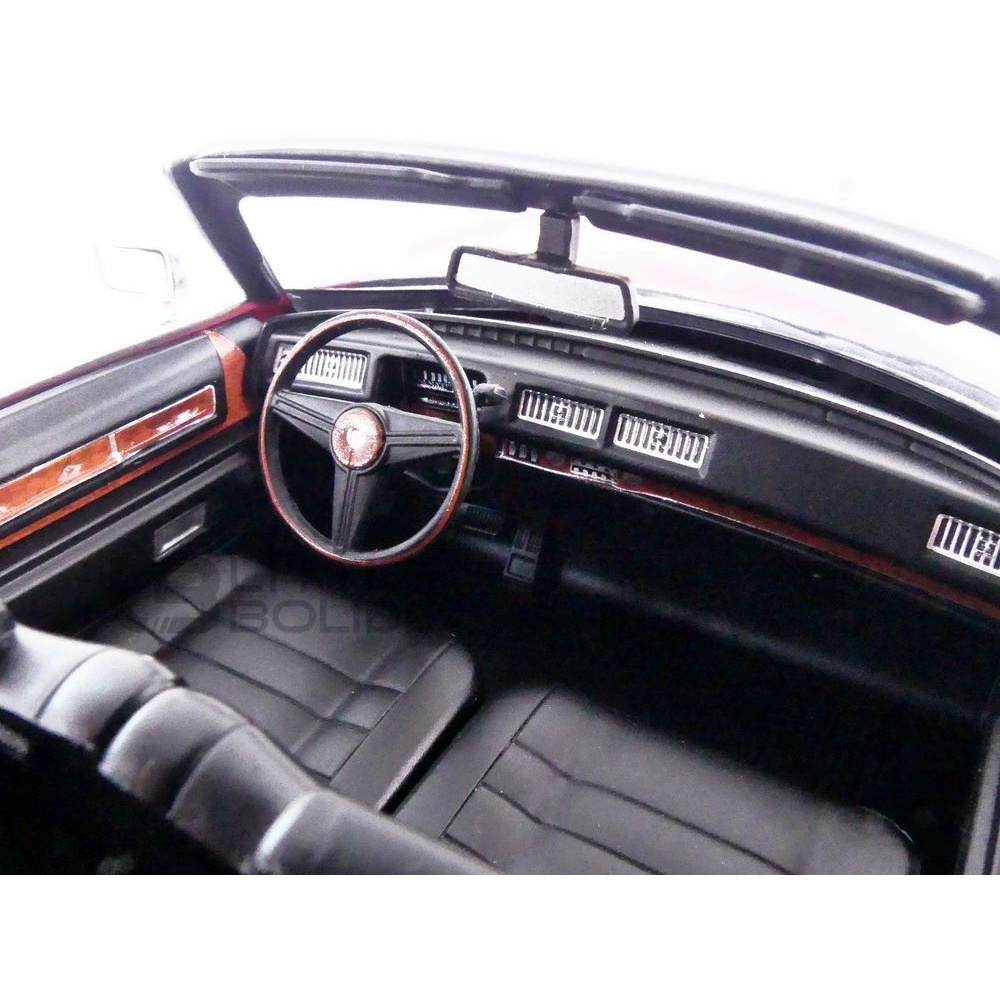 18471R – MCG 1/18 - CADILLAC Eldorado Convertible - 1976 - Little
