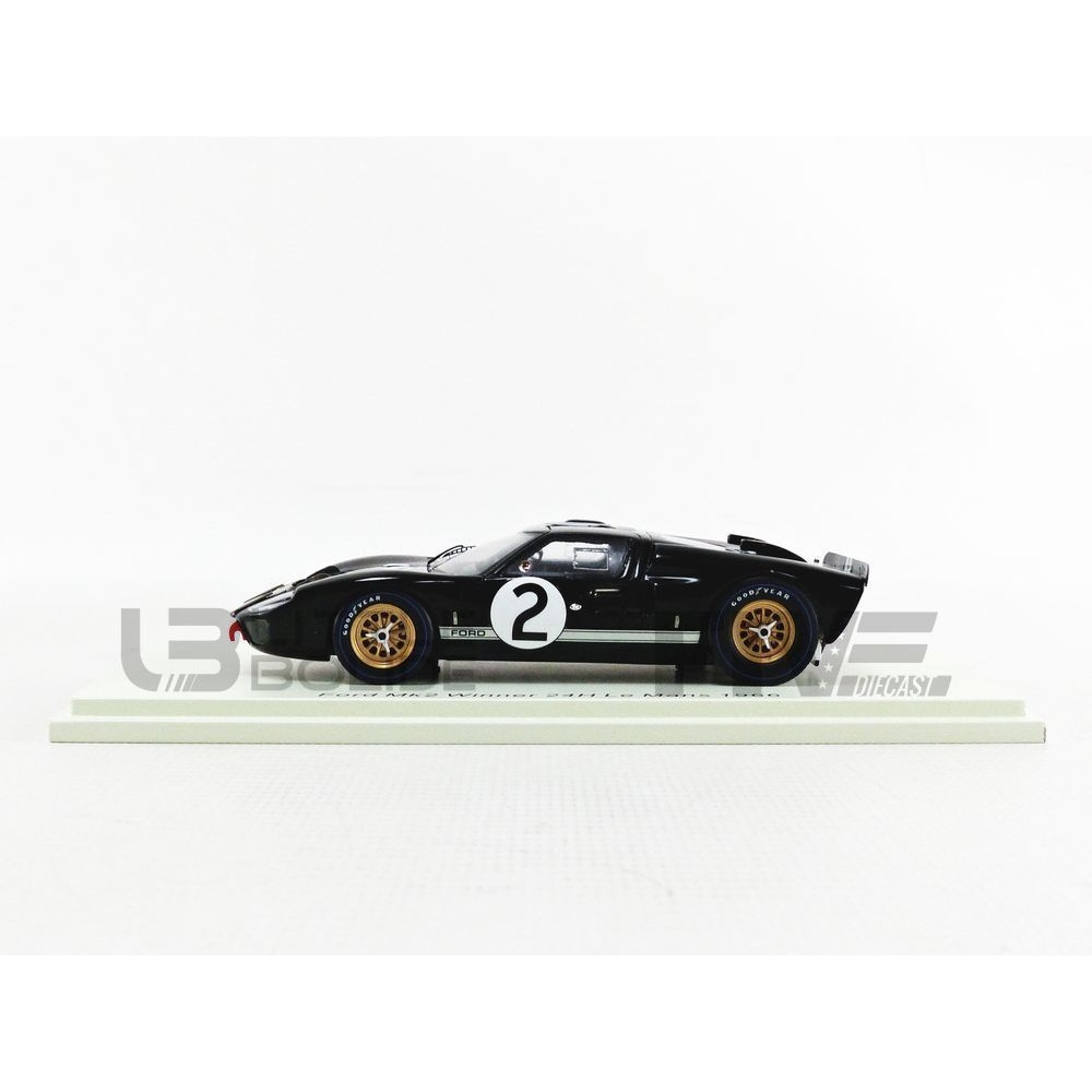 43LM66 – SPARK 1/43 - FORD GT40 MK II - Winner 24h Le Mans 1966