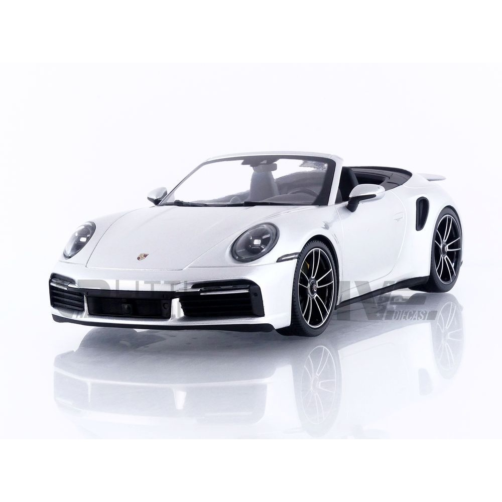 155069082 – MINICHAMPS 1/18 - PORSCHE 911 (992) Turbo S Cabriolet