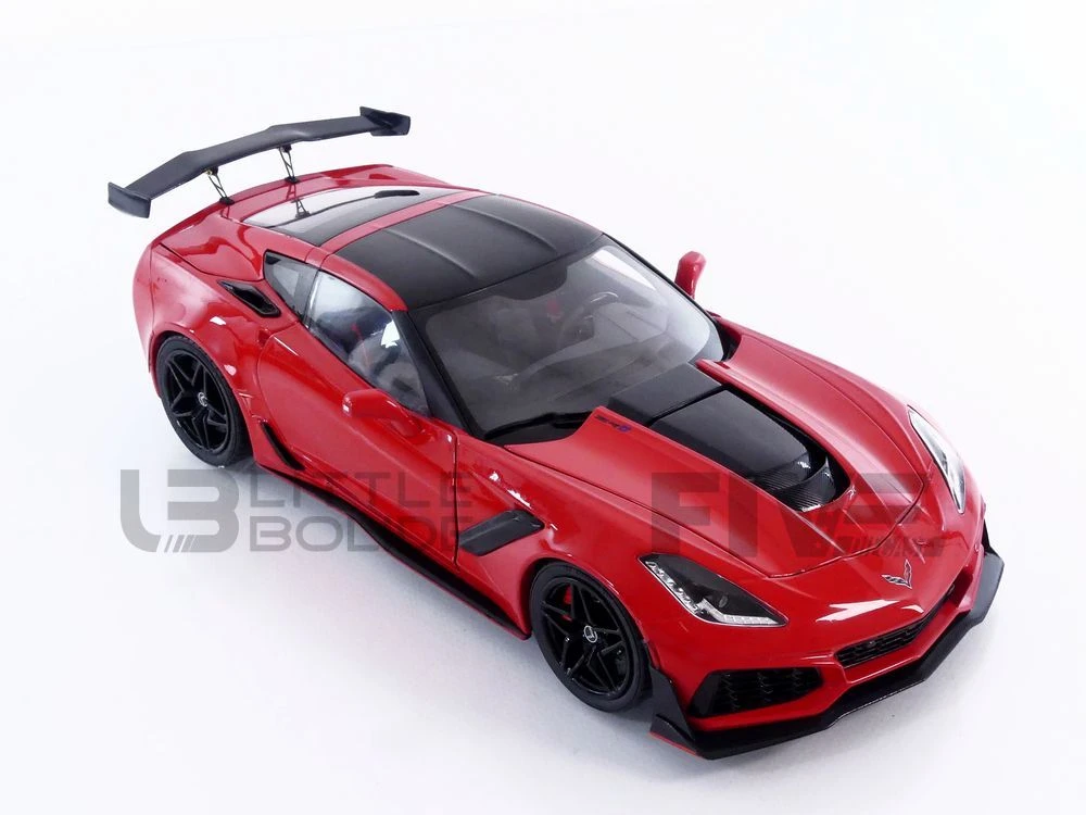 18RDC243-FO – IXO 1/18 - CHEVROLET Corvette C7 ZR1 - 2019 - Little