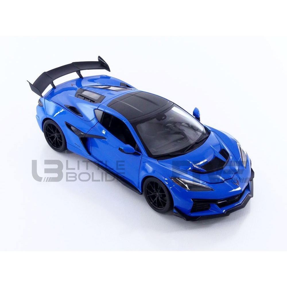 31475BL – MAISTO 1/18 - CHEVROLET Corvette ZR1 - 2025 - Little Bolide