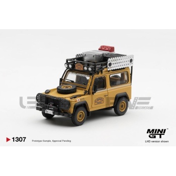 MINI GT 1/64 - LAND ROVER Defender 90 - Camel Trophy Borneo 1985