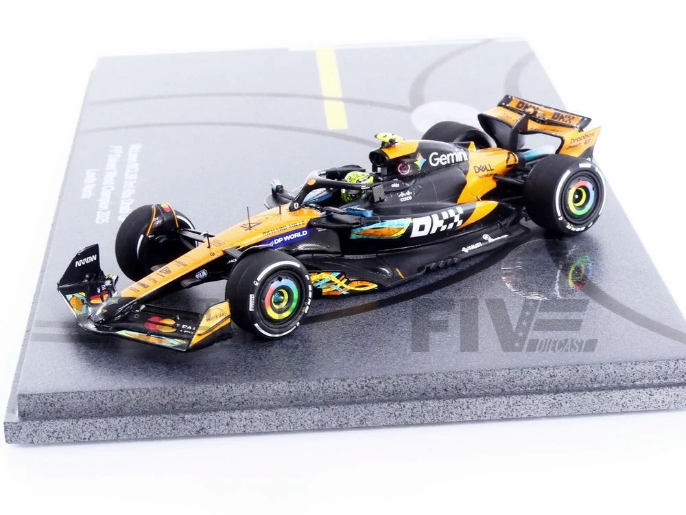 S9678 – SPARK 1/43 - MCLAREN MCL39 - World Champion 3rd Abu Dhabi