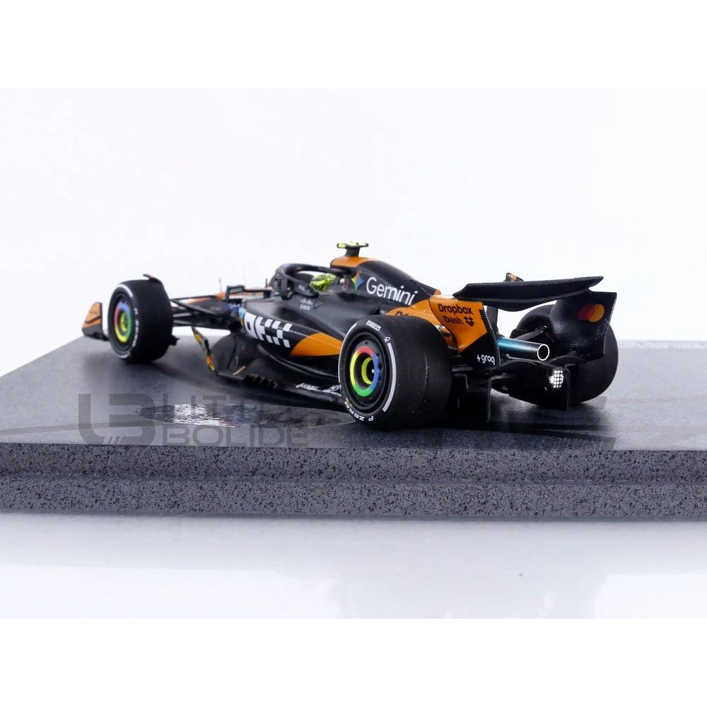 S9678 – SPARK 1/43 - MCLAREN MCL39 - World Champion 3rd Abu Dhabi