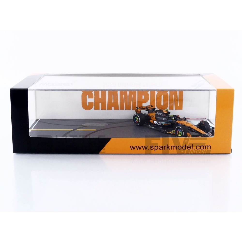 S9678 – SPARK 1/43 - MCLAREN MCL39 - World Champion 3rd Abu Dhabi