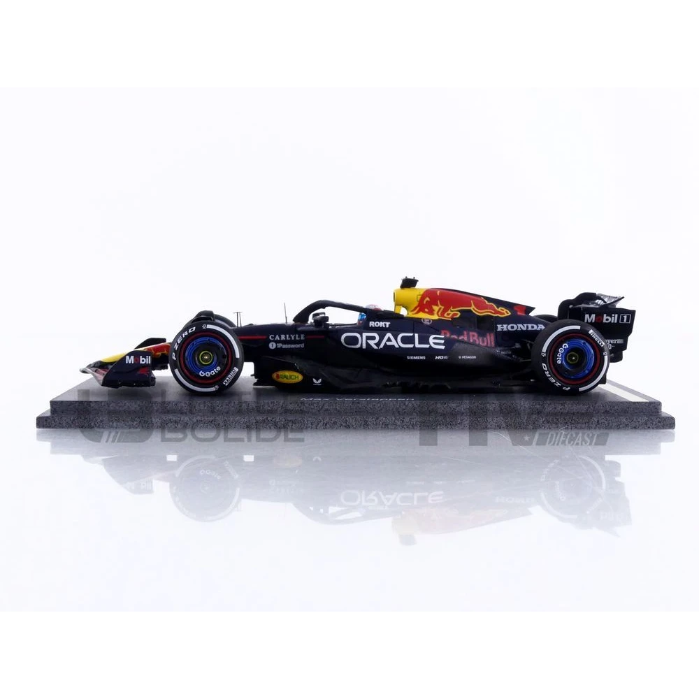 S9677 – SPARK 1/43 - RED BULL RB21 - Winner Abu Dhabi GP 2025 (M
